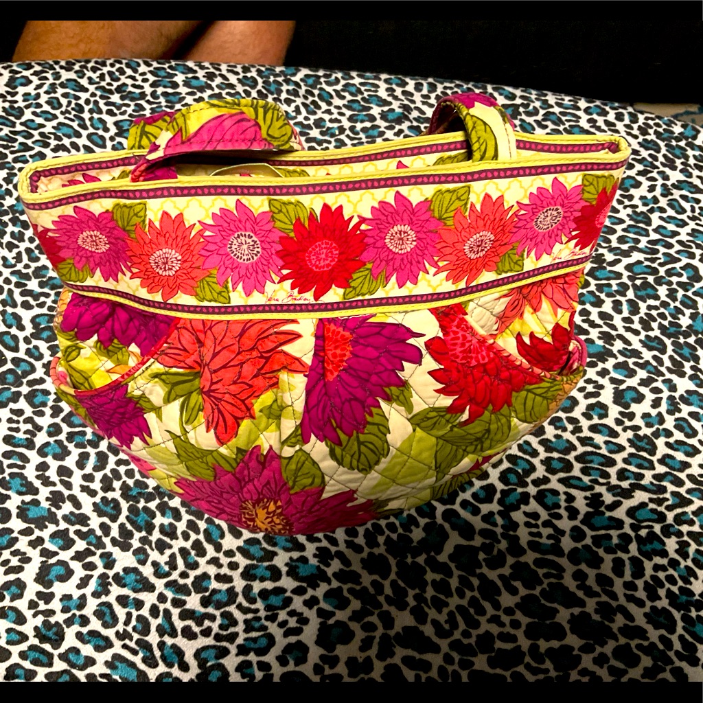Nwot Vera Bradly Floral Tote 7 Compartments